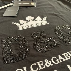 Black t-shirt with crystal logo